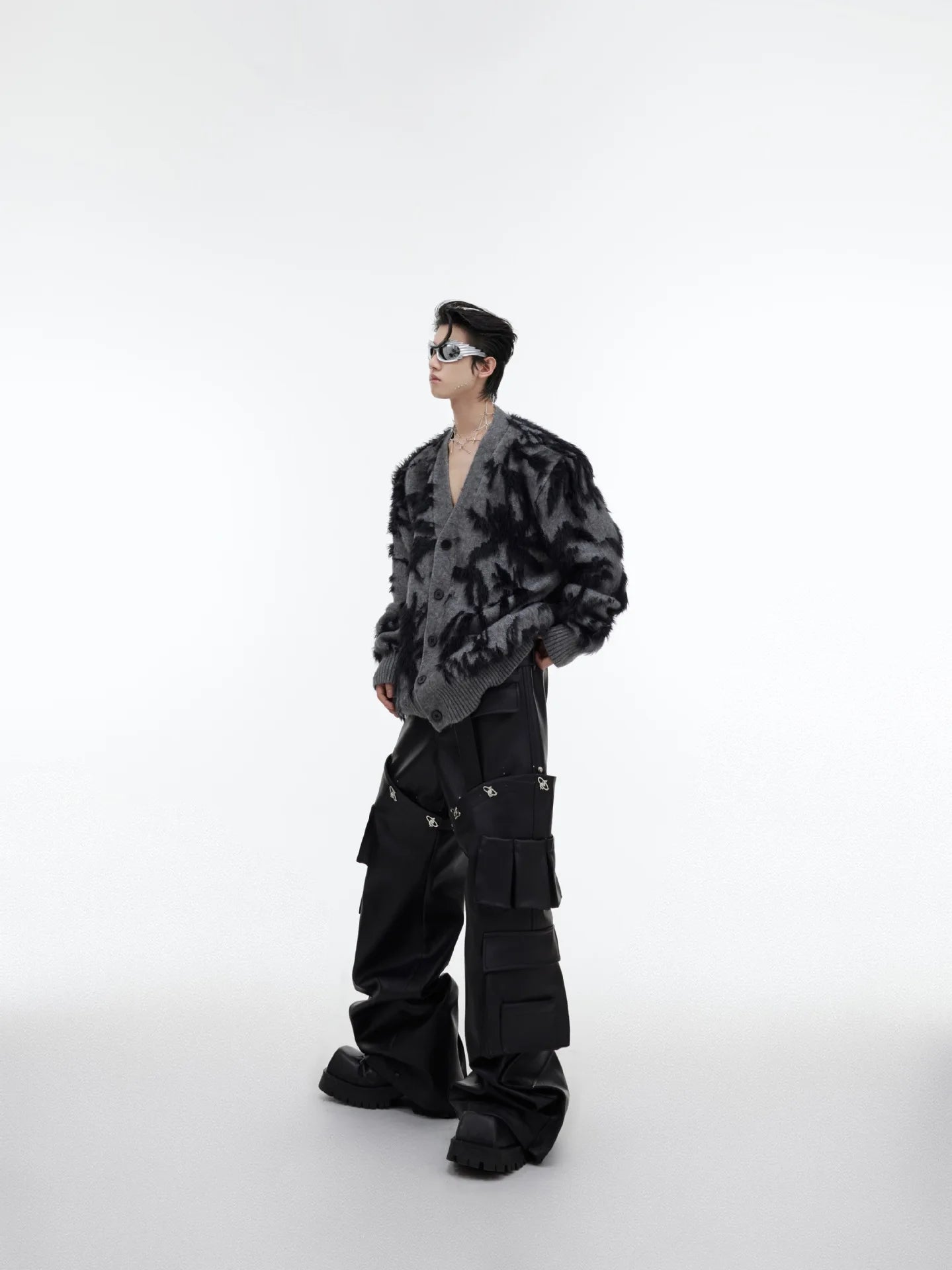 Retro American V-neck Knitted Sweater